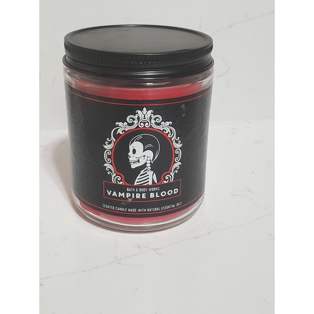 VAMPIRE BLOOD Bath & Body Works Single Wick Candle 7 oz